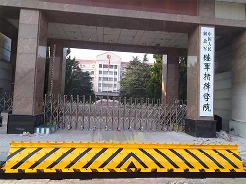 重型液壓路障機LB-Z9